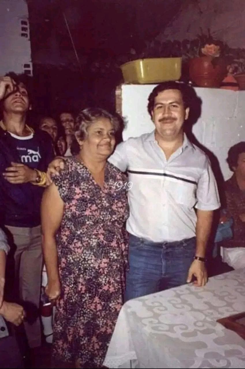 Pablo Escobar History Tour